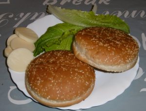 TengoFame - Panino Con Hamburger, Patatine E Insalata